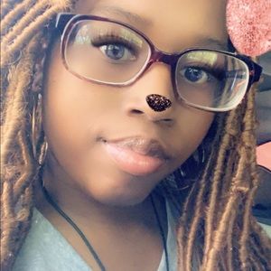 Meet your Posher, Alease